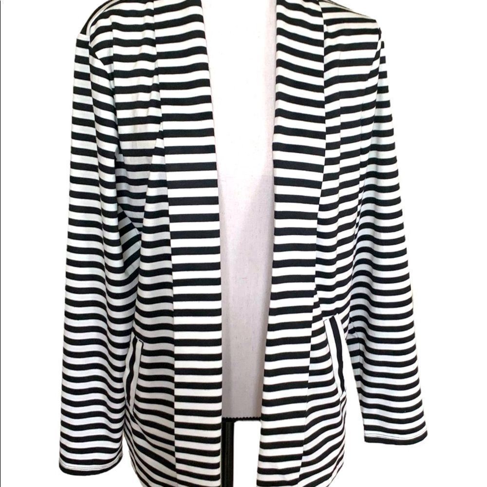 Christopher & Banks jacket Sz Large